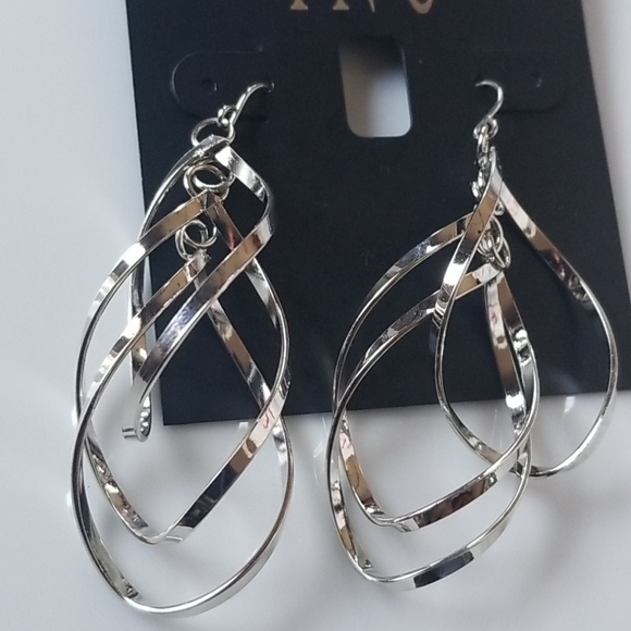 INC twisted dangle earrings in silver-tone - Picture 4 of 5
